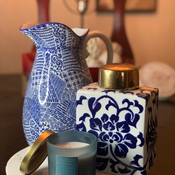 Ceramic Pitcher Vase - Picture 2 of 3